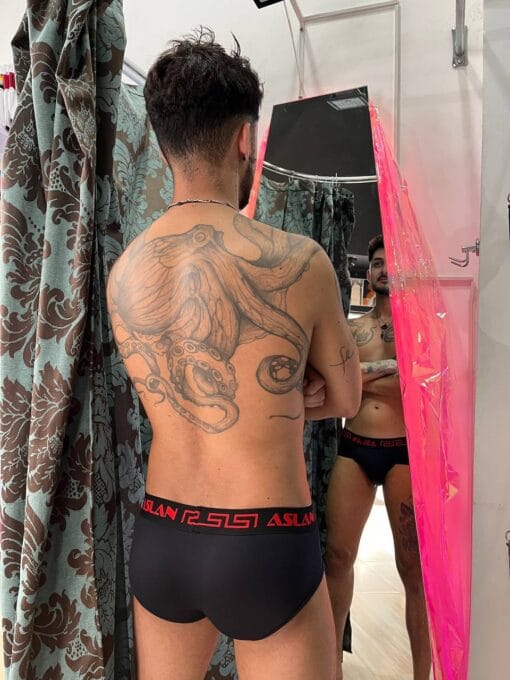 CUECA PRETA DRYFIT FIRE - Imagem 3
