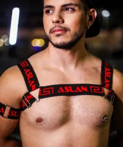 Harness Preto e Vermelho Aslan