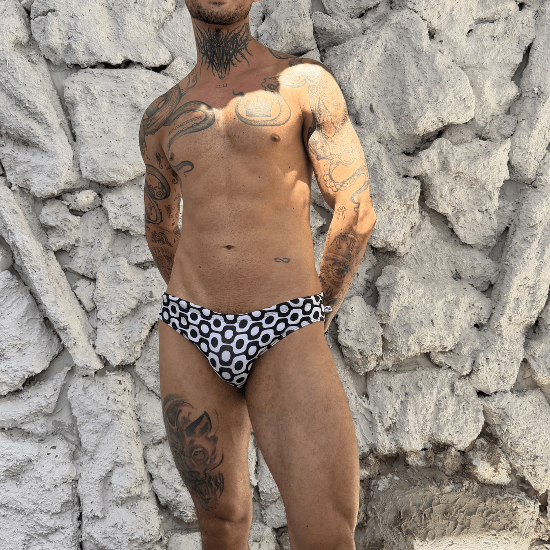 Sunga Preta e Branco Ipanema Slim